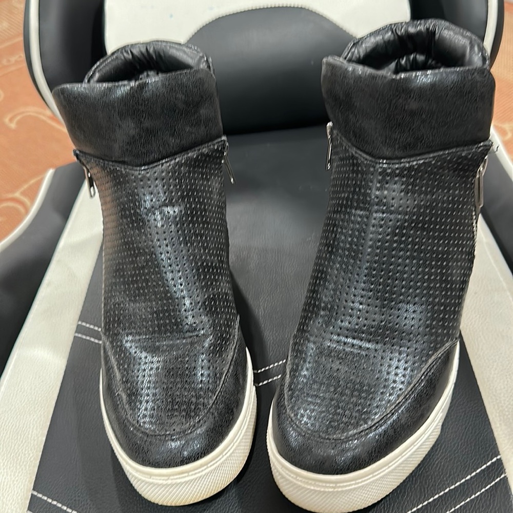 Woman’s boots